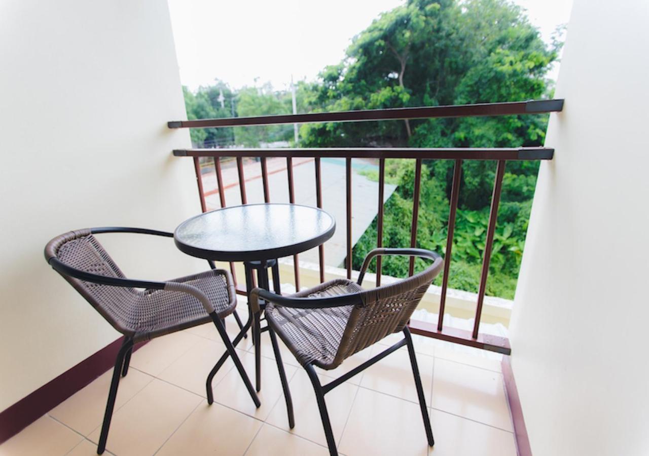 Bloom Guesthouse Chiang Mai Exterior photo